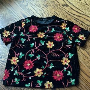 Black velvet tee with embroidered flowers